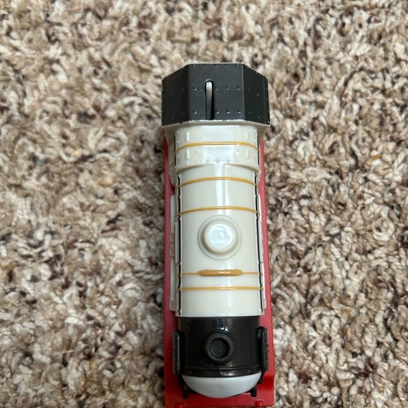 2013 Mattel Thomas Trackmaster Duchess engine passenger car motorized train set - Picture 5 of 8